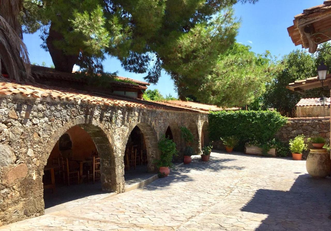 Sa Mola Guest House Bonarcado Exterior photo